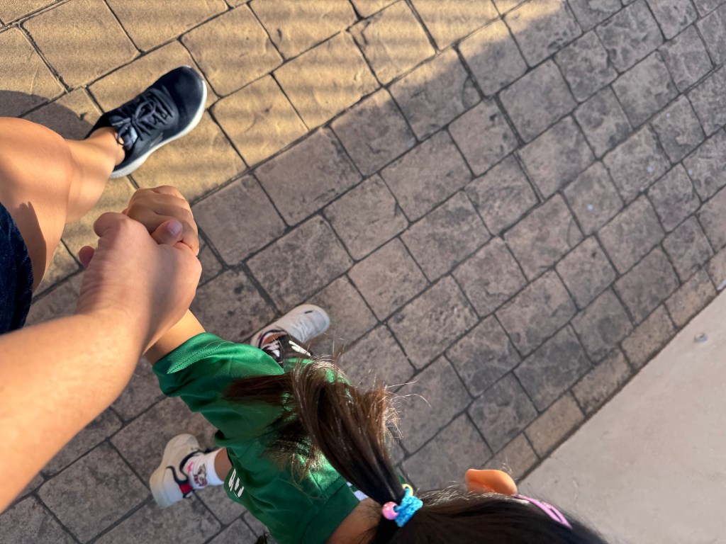 Raising a Bilingual Child in Spain: Wins, Struggles, and&nbsp;Strategies